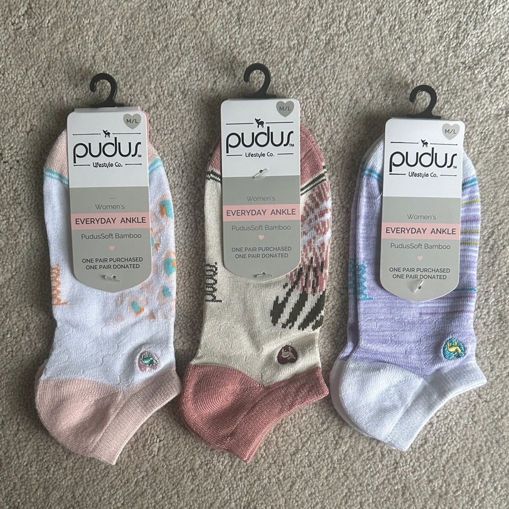 NWT Pudus Everyday Ankle Socks - size M/L